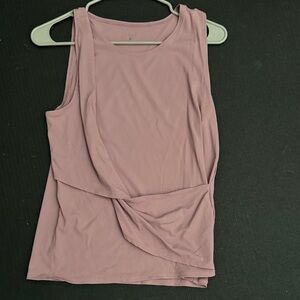 Chic Tavi Noir Mauve Twist-Front Tank Top size medium